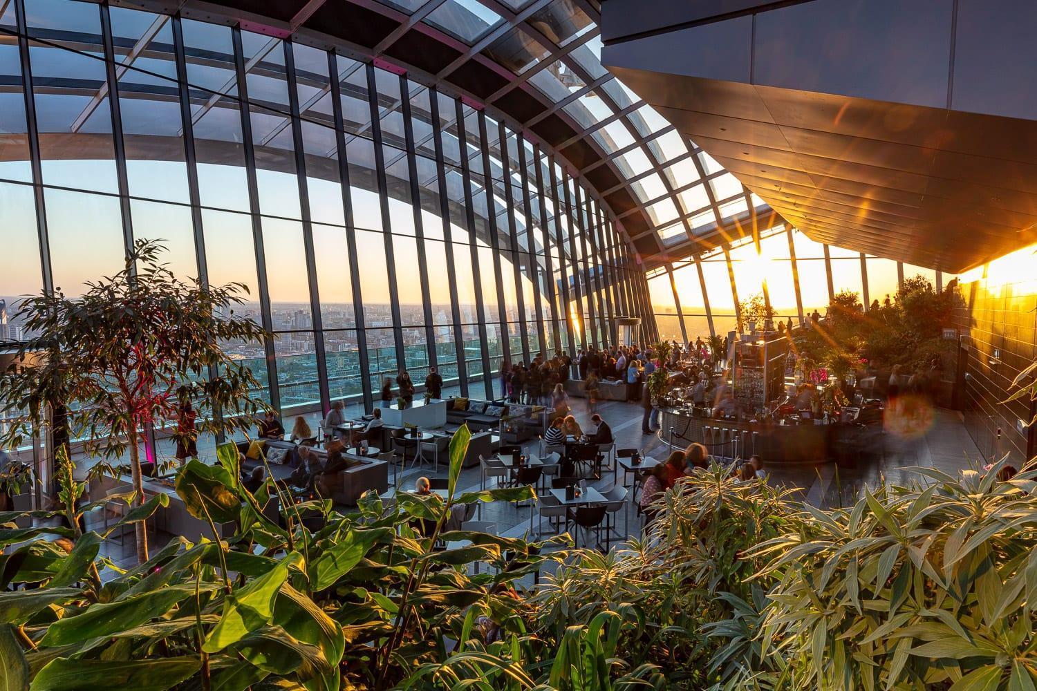 Serene, Stylish, Spacious Brand New For 2023! Appartamento Londra